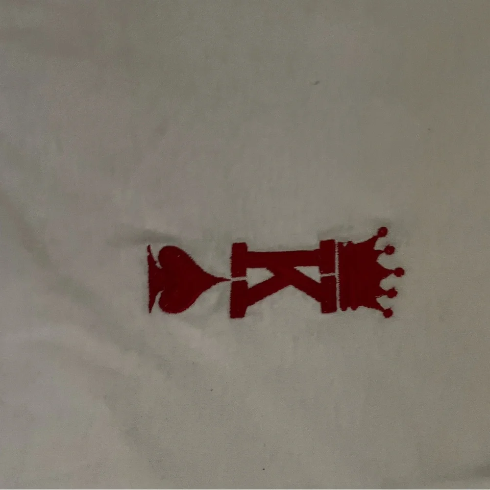 Size small - Picture 3 of 3